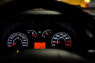 Welche Technologien prägen die Zukunft des Autofahrens?
